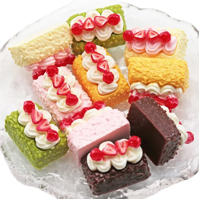 5pcs Mini Strawberry Cake Fake Dessert Multi-Color Cake Food Model Miniature DIY Dollhouse Craft Decoration Home Decor