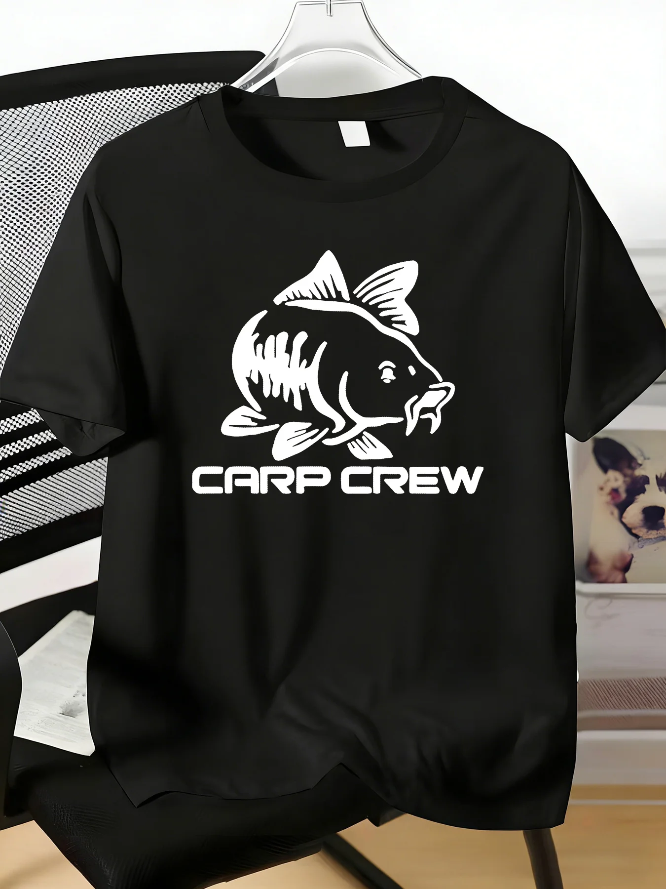 Black Carp Crew Fish Graphic Mens Soft Cotton Short Sleeve Tee Outdoor Angling Casual Shirt Gift For Carp Fishing Hobbyist Men