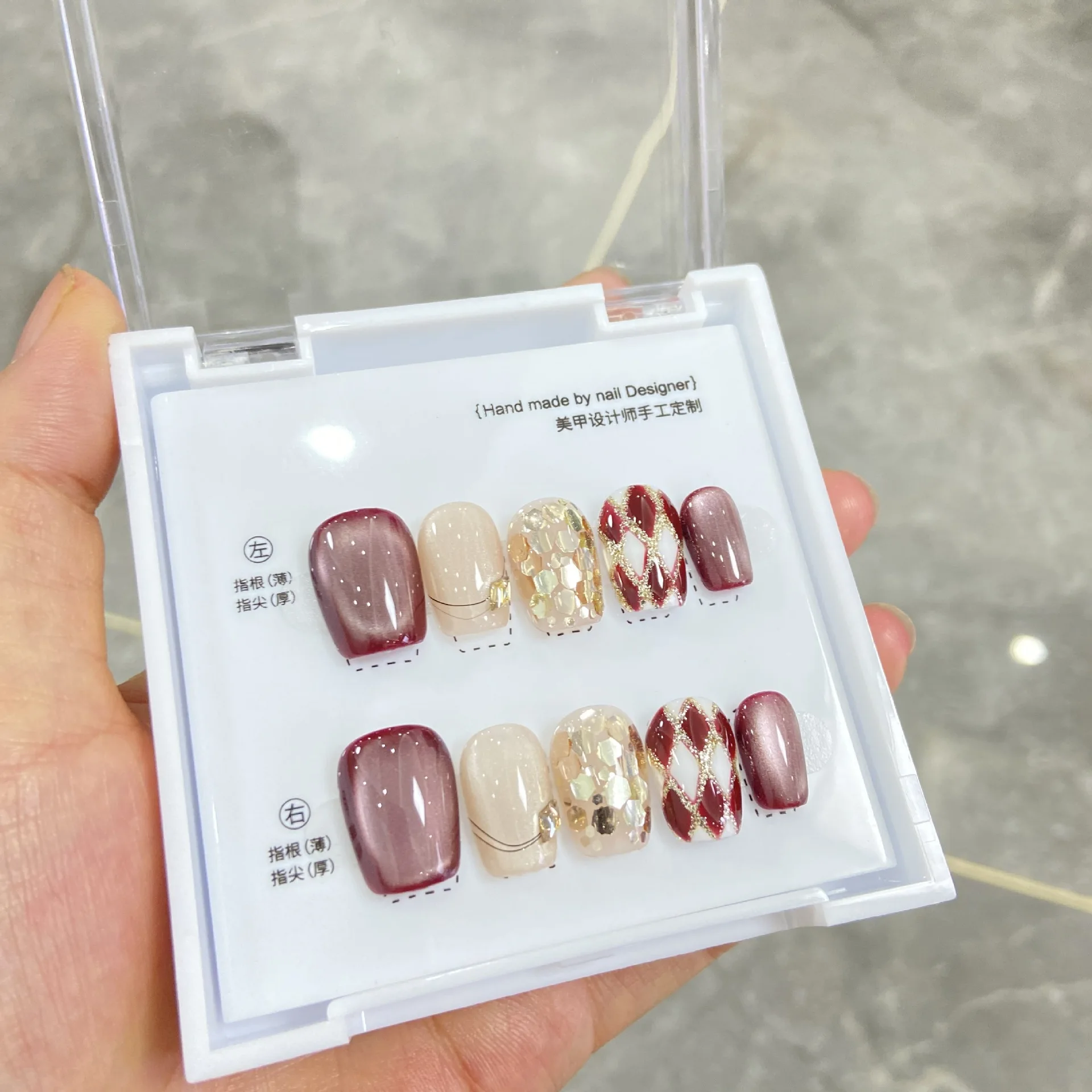 

10 шт., накладные ногти ручной работы, красные клетчатые бриллианты, бордовый цветочный узор, накладные ногти для женщин и девочек, съемные носимые накладные ногти