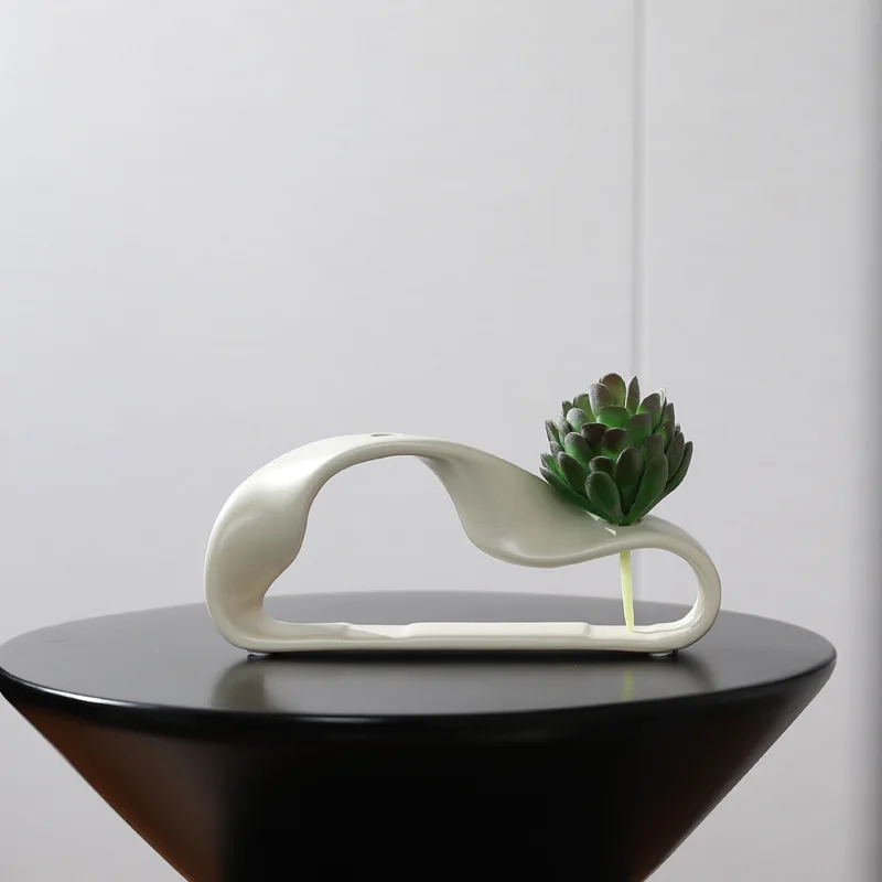 

Creative Decoration Figurines Simple Modern Abstract Art Figurines Vase Decorative Decoration Crafts Kleine Accessoires YS40CC