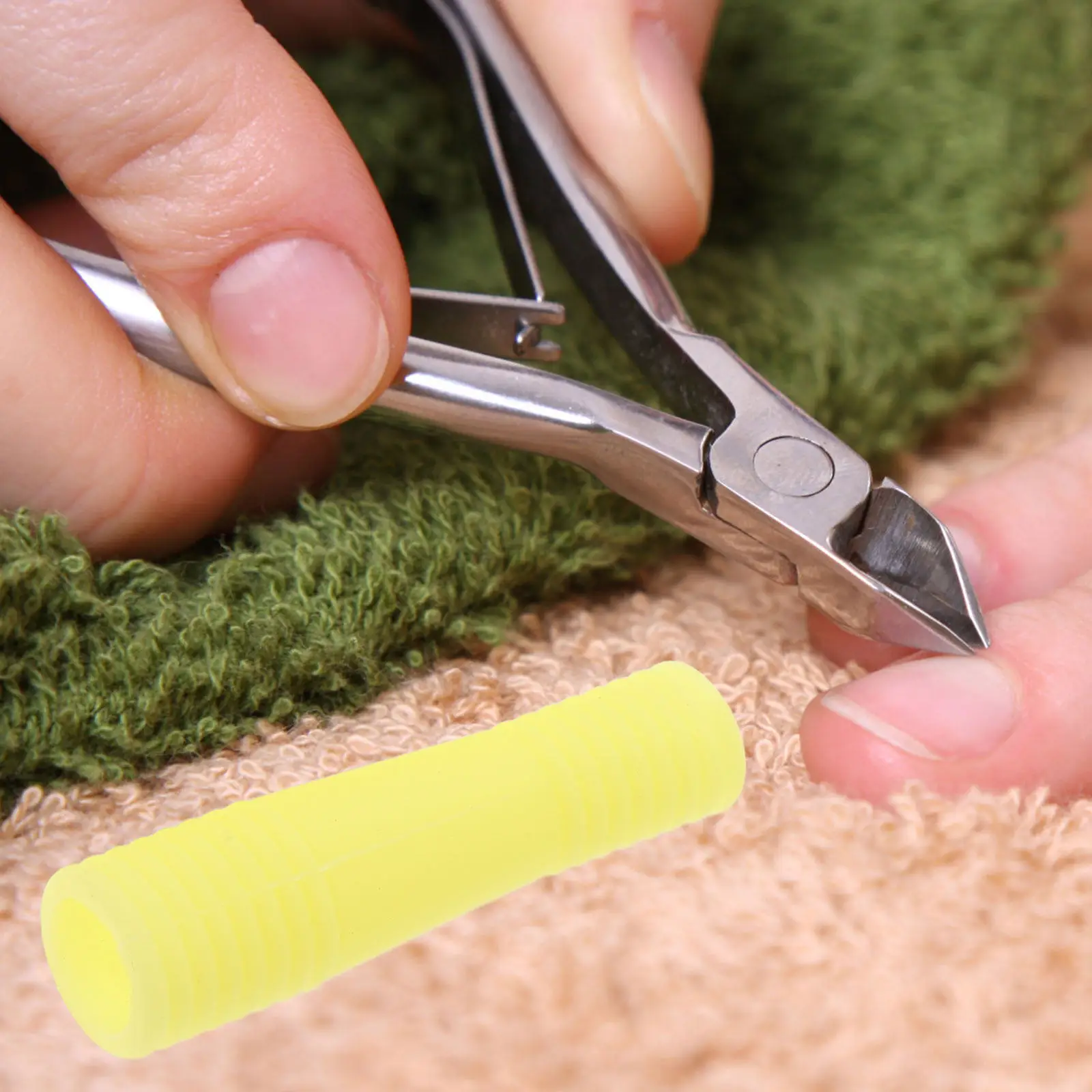 12Pcs Silicone Cuticle Scissor Handle Cover Non-Slip Ergonomic Manicure Tool Sleeve for Tweezers Nail Clippers Trimmed Scissors
