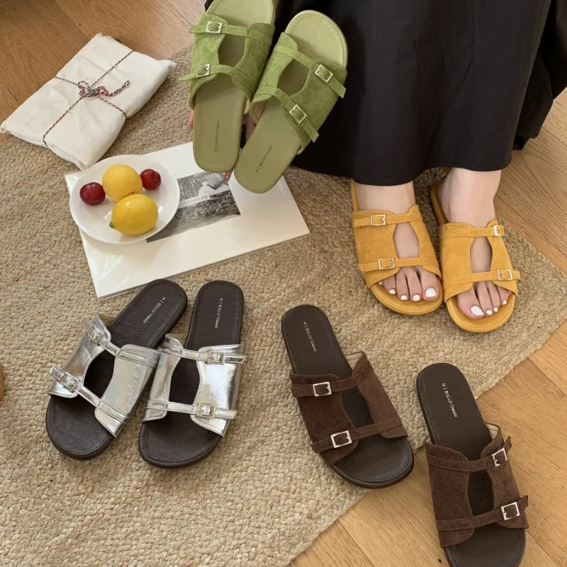 

New Summer Women's Retro Slippers 2026Stylish Buckle Peep-toe Low Heel Slides Women's Comfortable Beach Shoes Mujer Soft Sandals