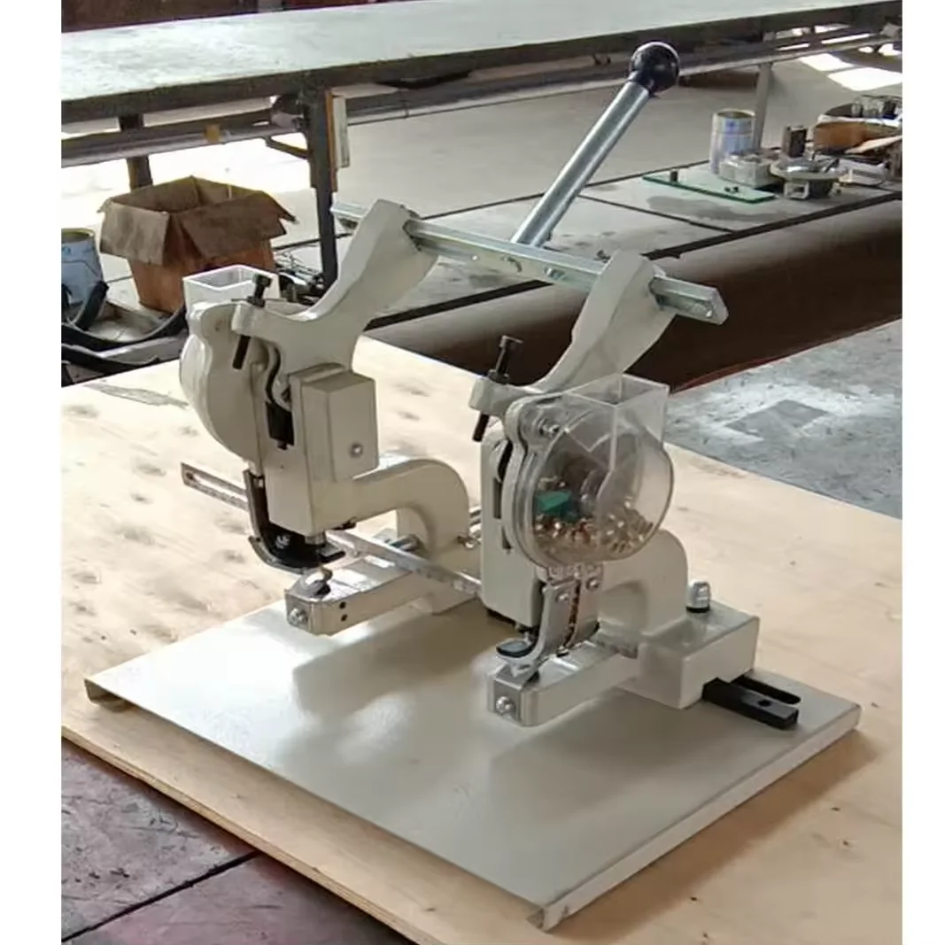 New 4mm Double Heads Eyelet Punching Machine Paper Bag Used in the Binding and Riveting of  Suitcases and Bags Leather Belts