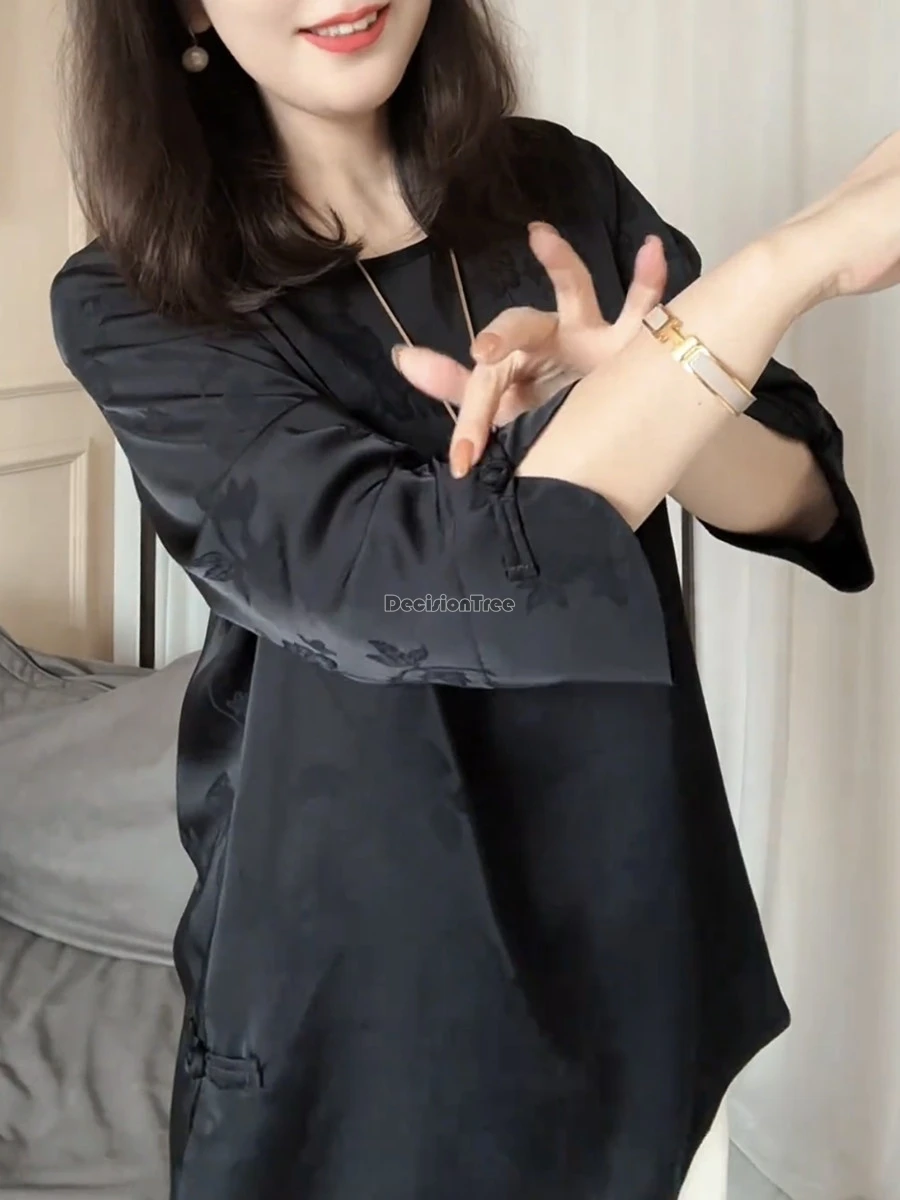 

2025 новый китайский ретро-стиль с половиной рукавом и круглым воротником, свободный элегантный жаккардовый топ для женщин, летняя повседневная блузка Тан t001