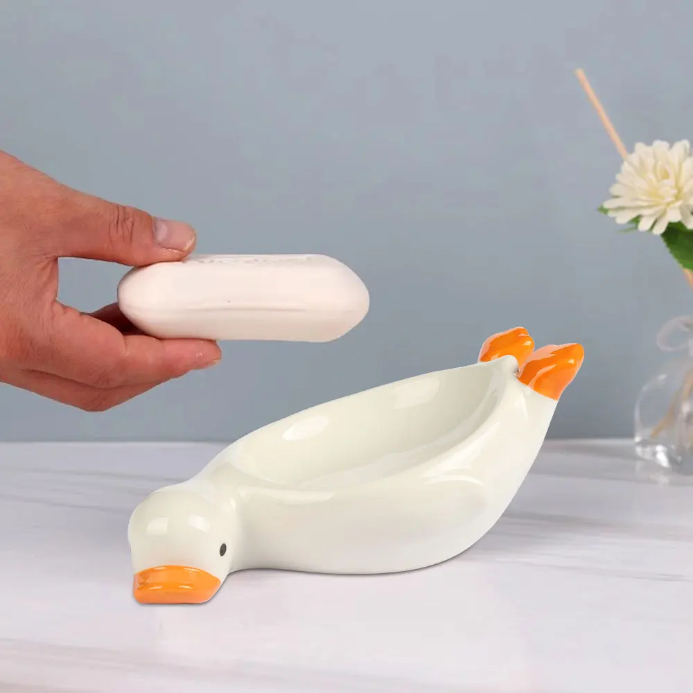 Duck Shape Soap Box Creative Ceramic Drain Soap Dish Bathroom Soap Storage Holder Household Shower Container Sponges Drainer Dry