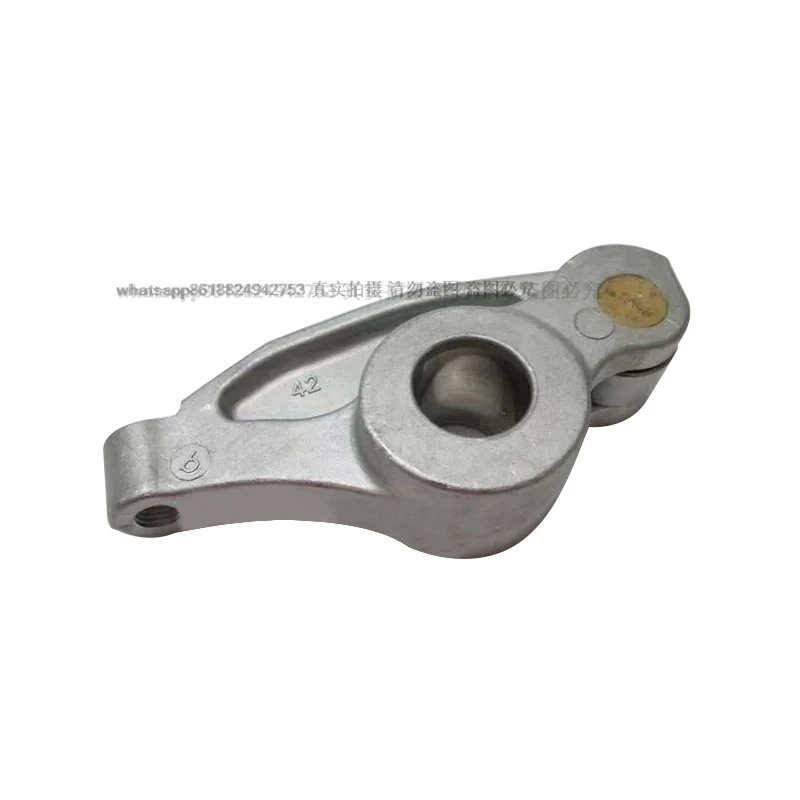 bras-de-culbuteur-de-soupape-d'admission-et-d'echappement-pour-moteur-isuzu-4hk16hk1