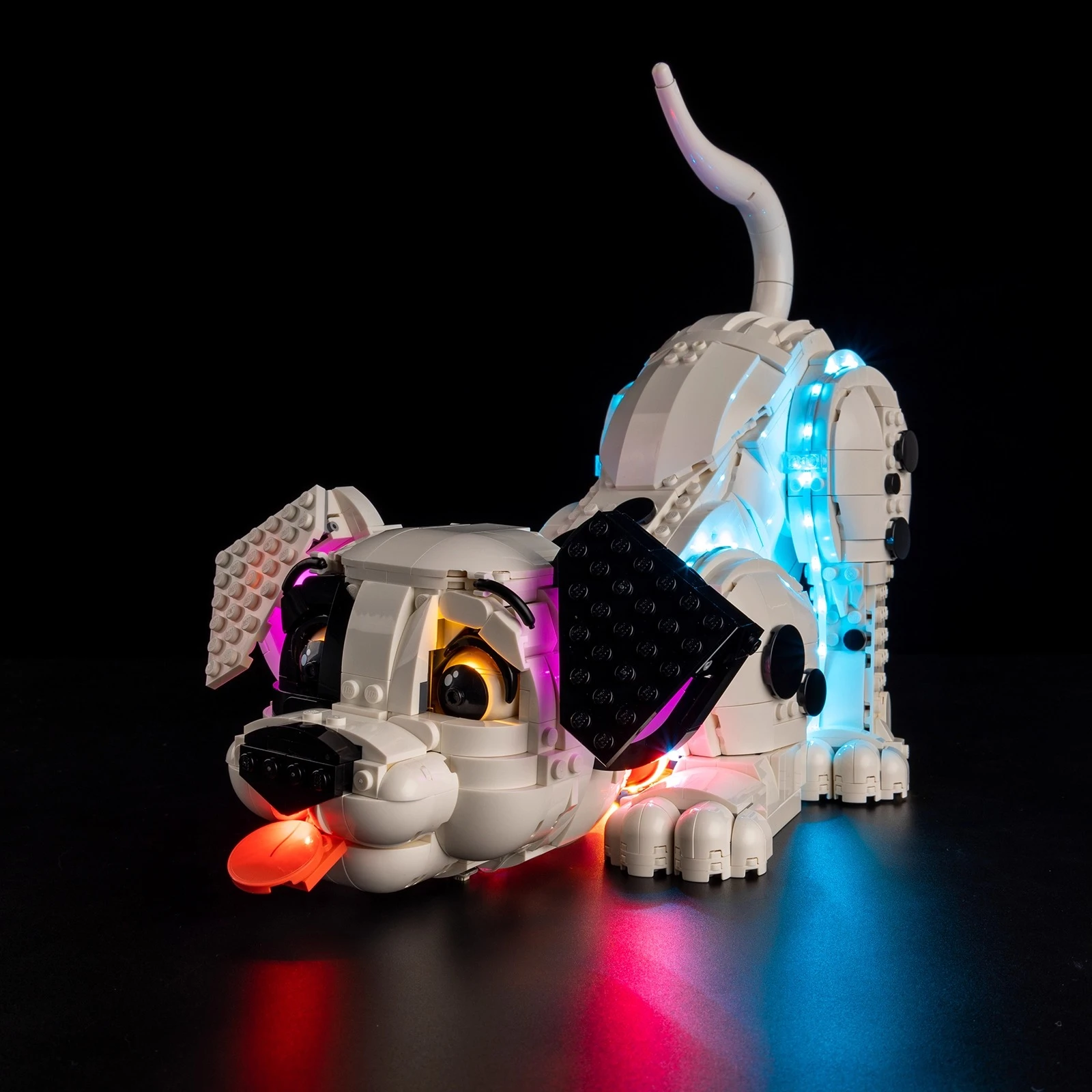 

Комплект светодиодного освещения без моделей, подходящий для щенков далматинцев LEGO 101, 43269 (не включает строительные блоки)