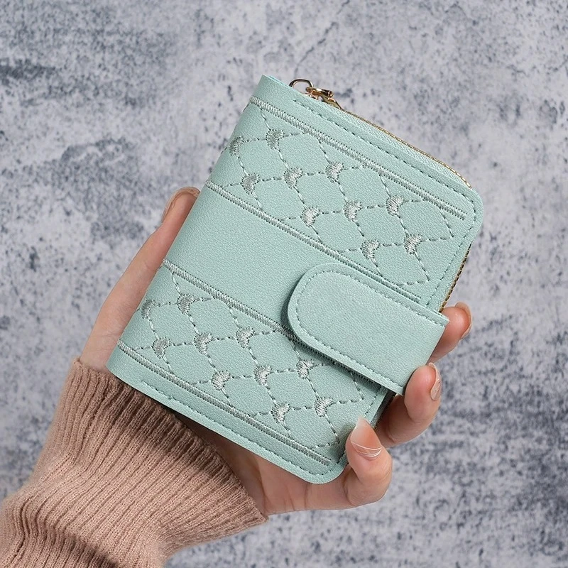 Nowa damska portmonetka na rok 2025, krótka, zapinana na zamek, o dużej pojemności, portfel na monety, uniwersalna, w kolorze joker love, kopertówka, etui na karty, portfel damski.