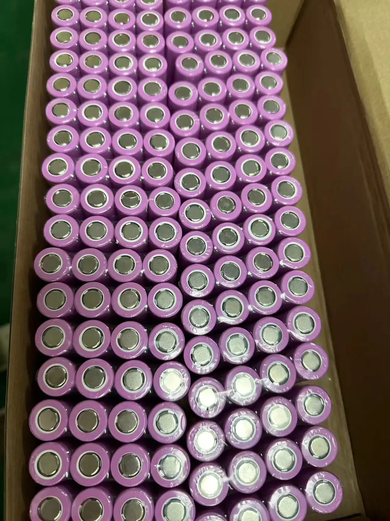 100% Original 2000mAh 18650 Battery 3.7V ICR 18650 Rechargeable Lithium Batteries