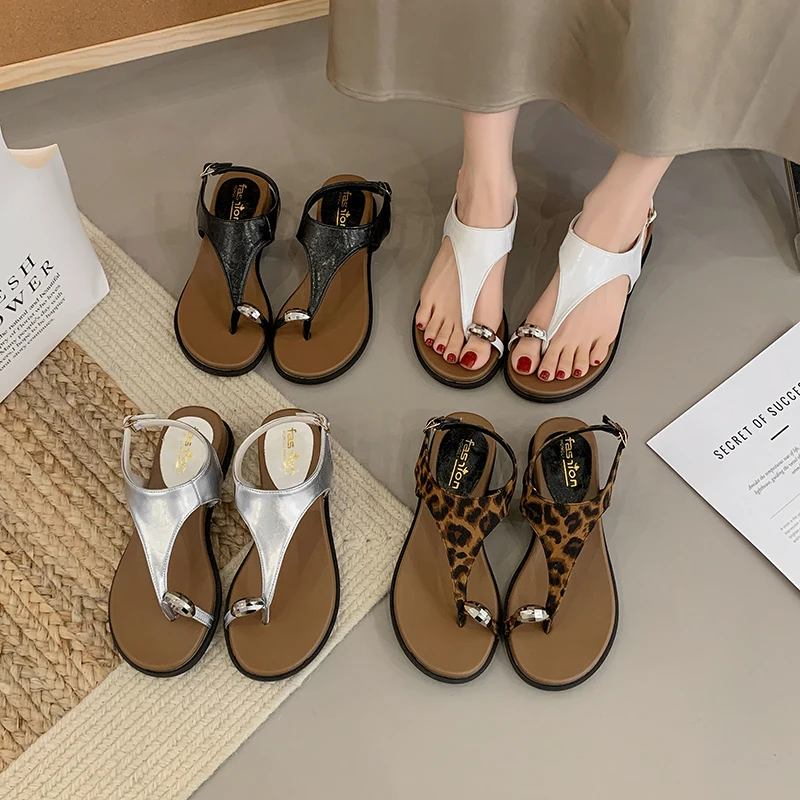 

Versatile Matching Women Flat Summer Sandals Casual Anti Slip Lightweight Student Daily Outdoor Wear Shoes