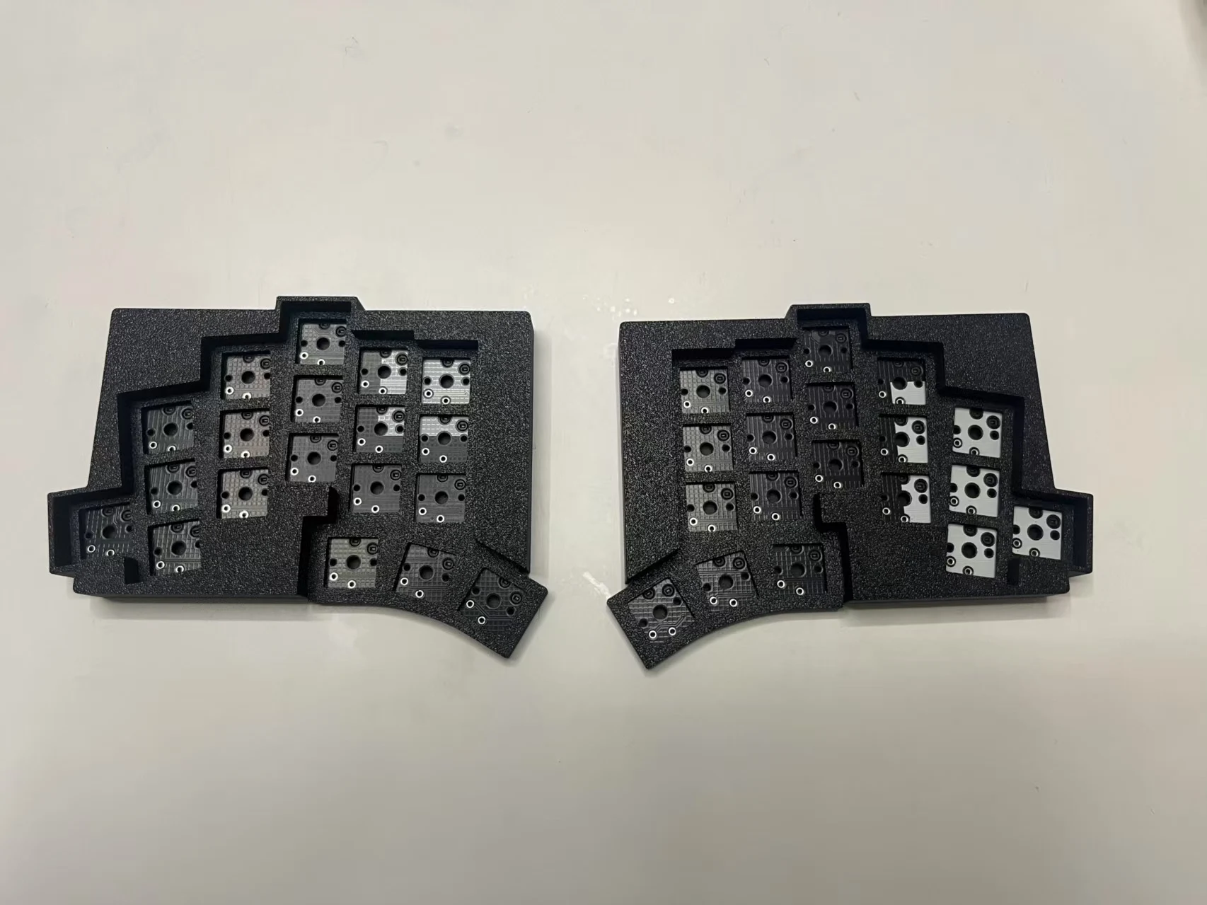 3X6 TOTEM Wireless Split Keyboard with Hot Swap Kailh Choc V1