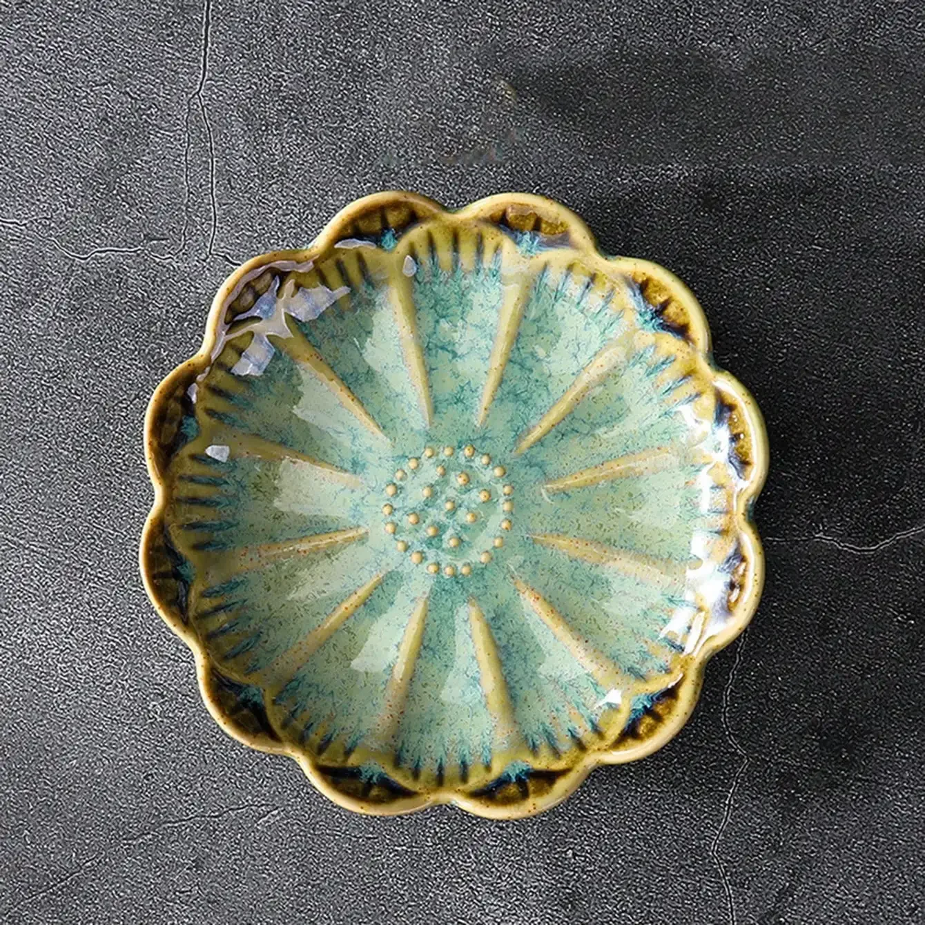 Elegant Ceramic Trinkets Dish for Jewelry Display