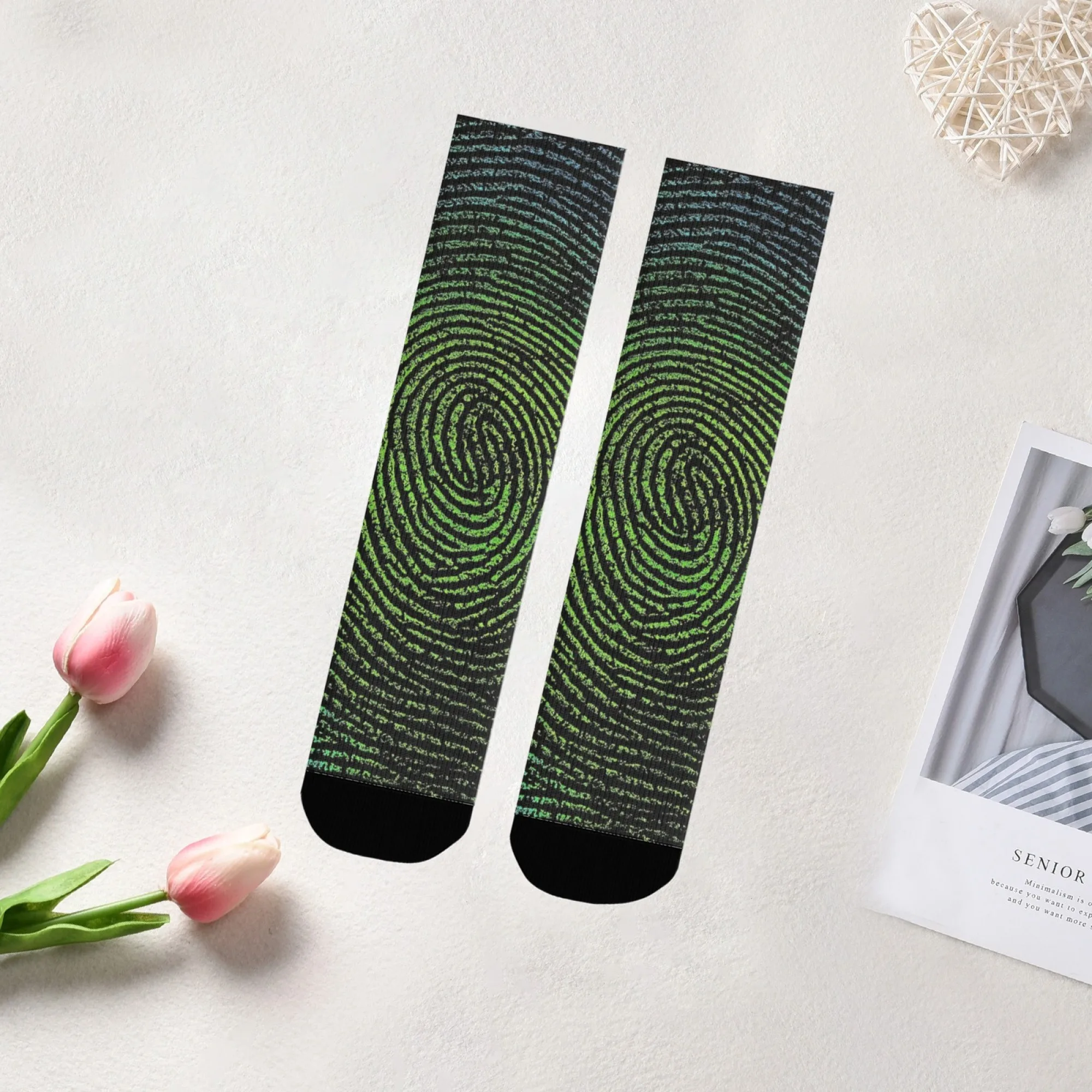 Fingerprint Textured Socks Soft Non-slip Durable Men's Socks Outdoor Travel Cycling Retro-style Cool Everyday Wear Graphic Socks