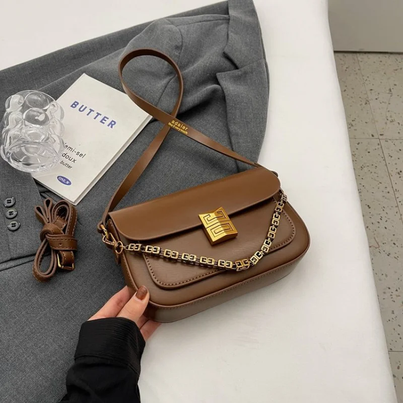 

Luxury Women's Shoulder Bag Made Of Soft Leather Featuring Trendy Commuter Design And Paris Casual Vintage Style​