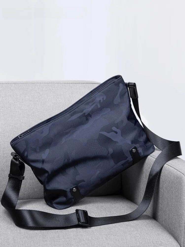 

CavlslK Men's Casual Crossbody Bag Large Capaci Simple Faion Menger Bag Leisure oulder Bag Nylon Material Foldable