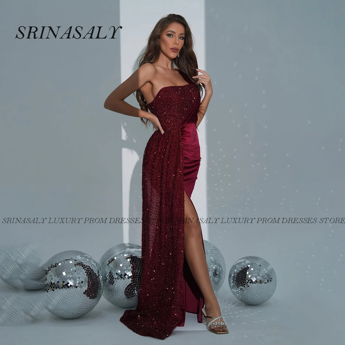 Vestido de fiesta de noche de sirena personalizado para niña, vestidos de fiesta de boda con abertura lateral y tren de cepillo, vestidos formales sin mangas de velada