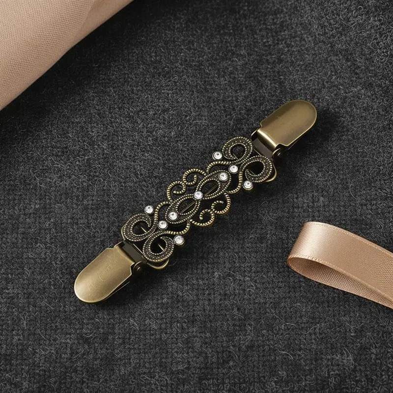 3/4/6Pcs Retro Clothing Cinch Clips Non-slip Sweater Shawl Fasteners for Women Shirts Scarves Party Outfits