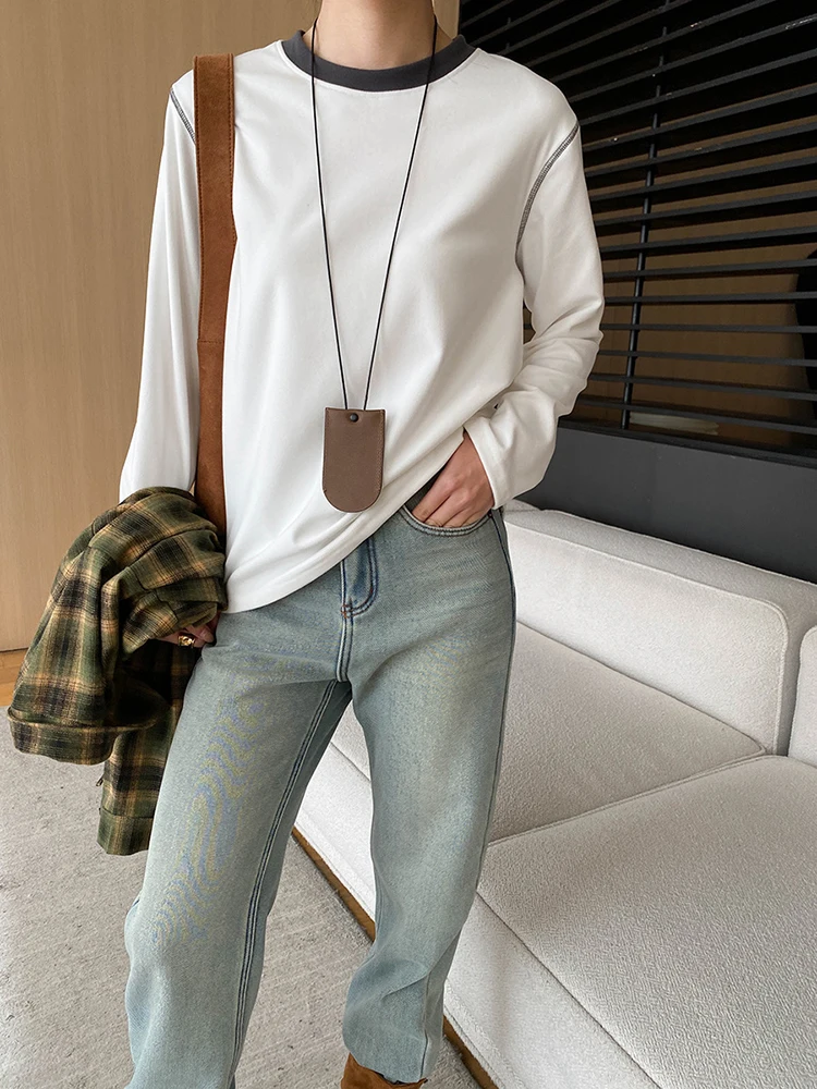 [EAM] Women Coffee White Color-block Casual Brief T-shirt New Round Neck Long Sleeve Fashion Tide Spring Autumn 2024 1DH8420