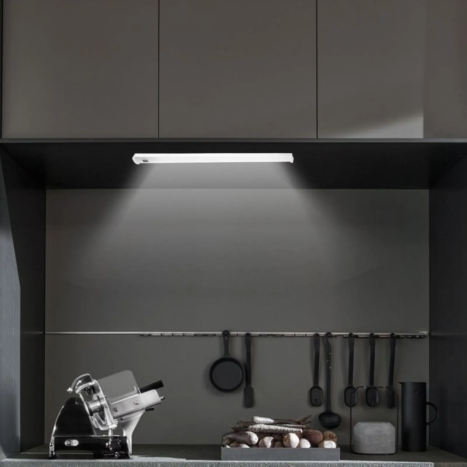 

1Pcs Induction LED Strip Light 30Cm White Smart Sensor Wall Lamp USB Hand Sweep Under Cabinet Wardrobe Stair Light