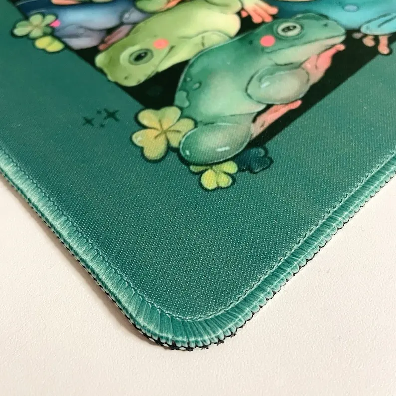 Frog Pile Mouse Pad Textile Mousepad Cute Desk Mat Non Slip Rubber Desk Decor Kawaii Desk Pad Mouse Pads Laptop Accessories