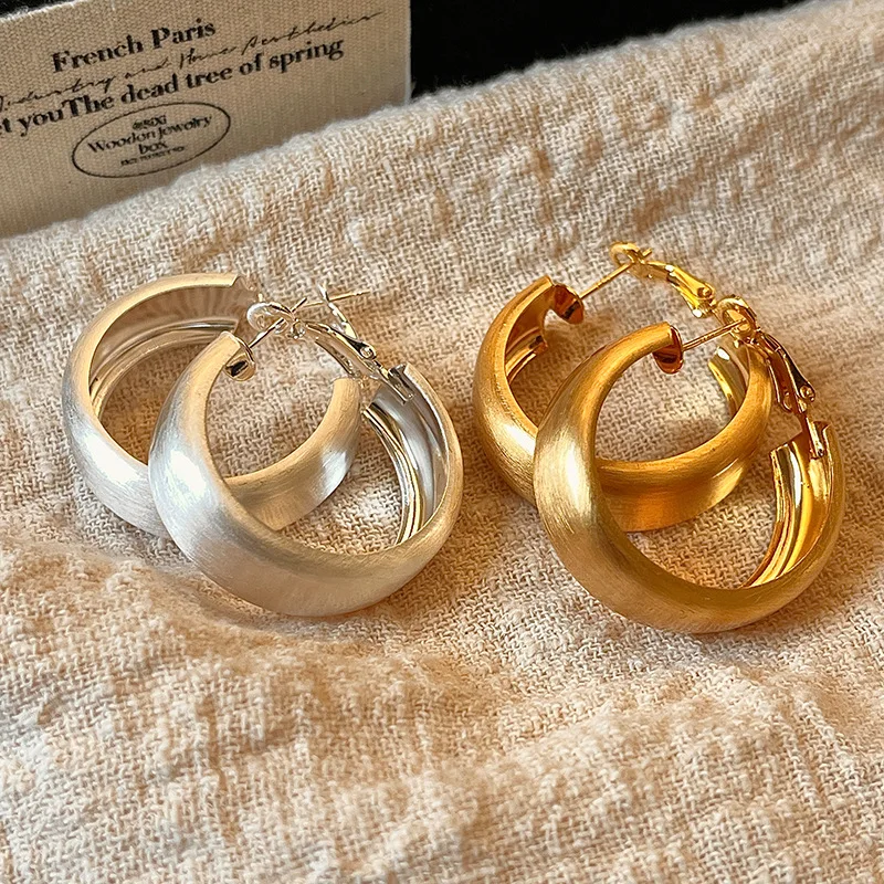 Pendiente de aro cepillado mate de Color dorado coreano para mujer, pendientes redondos circulares geométricos de Metal Vintage, regalo de joyería en forma de C