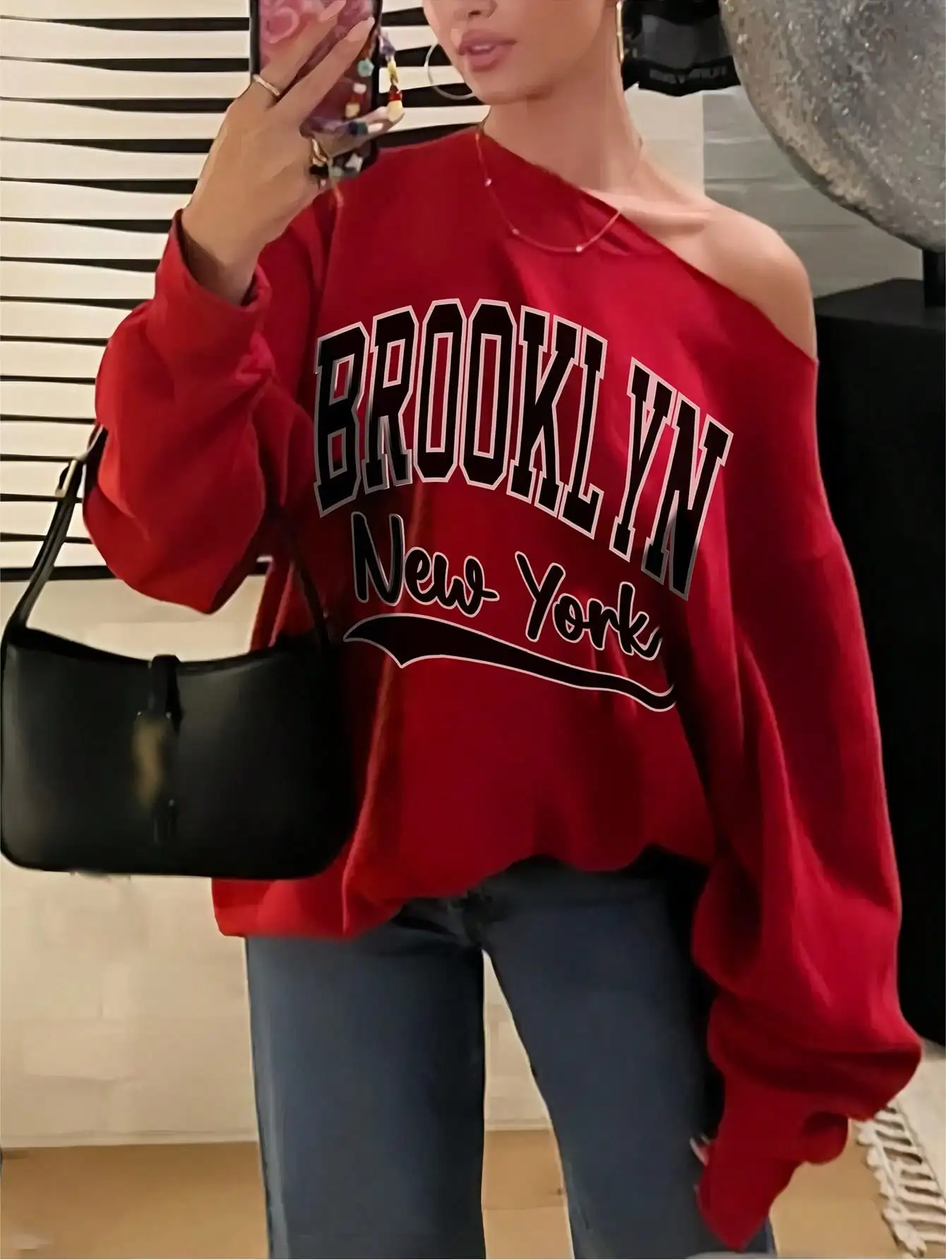Czerwona bluza damska z odkrytymi ramionami, długim rękawem i nadrukiem liter, wzór Brooklyn New York, codzienna bluzka na jesień i zimę.