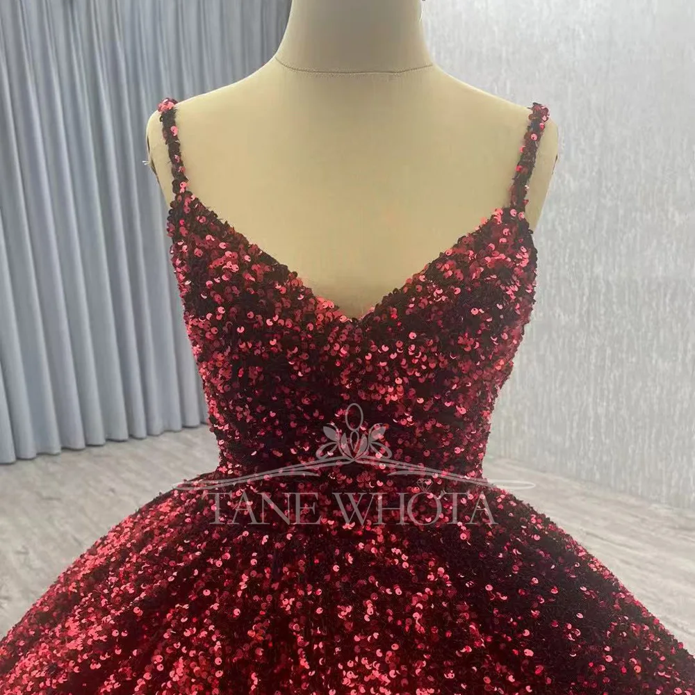 Evening Dresses 2026 Luxury Spaghetti Straps Sequined Lace Up Back Gradient Color Red Black Customized Long Dresses
