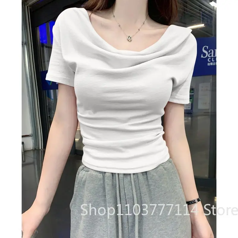 Neues Sommer-Design: Asymmetrisches One-Shoulder-Shirt mit diagonalem Kragen, schmal geschnitten, unregelmäßige Kurzarm-T-Shirt-Form, Übergröße, Damenbekleidung – Detail 4