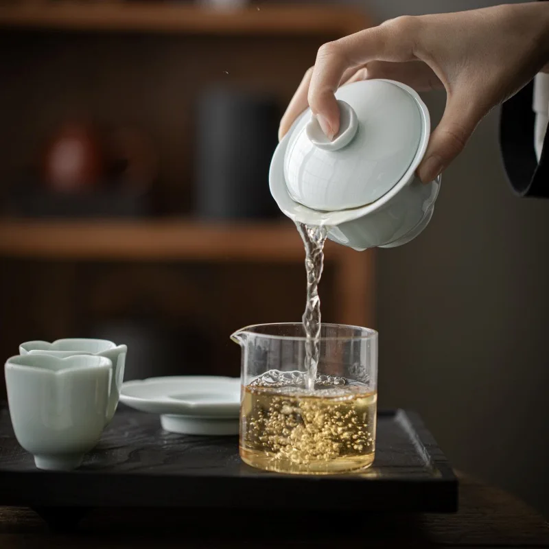 Lotus Green Porcelain Gaiwan Set, Large White Celadon Tea Bowl, Kung Fu Tea Set, Traditional Tea Cup and Saucer 150ml