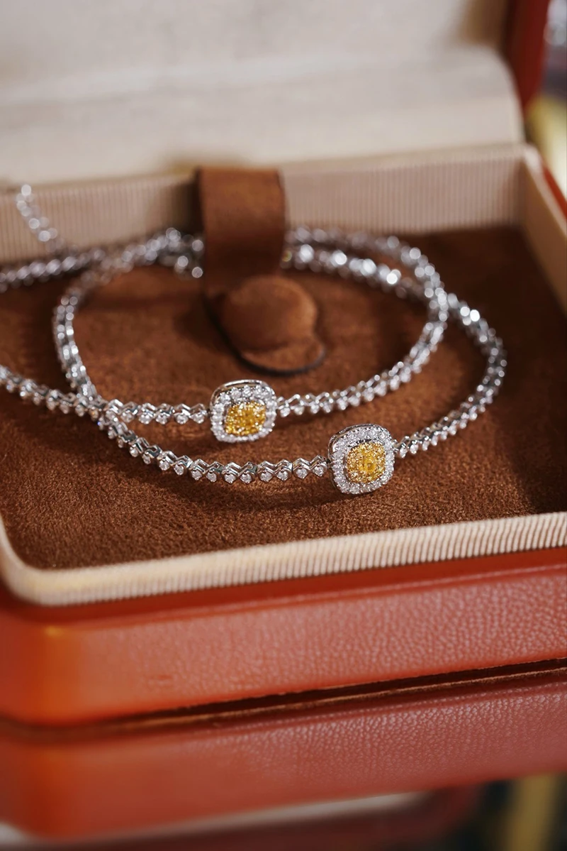LUOWEND 100% 18K White Gold Bracelet Elegant Style Real Natural Yellow Diamond Bracelet for Women High Engagement Jewelry