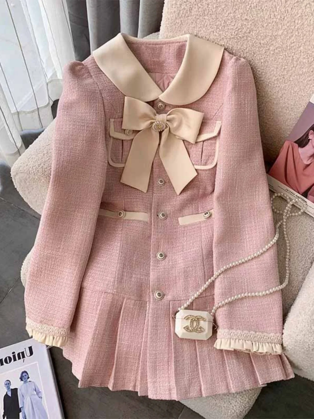 High-end Exquisite Pink Tweed Dress Female Sweet Bow Temperament 2024 Autumn and Winter New Celebrity Waist Pleated Dress Women