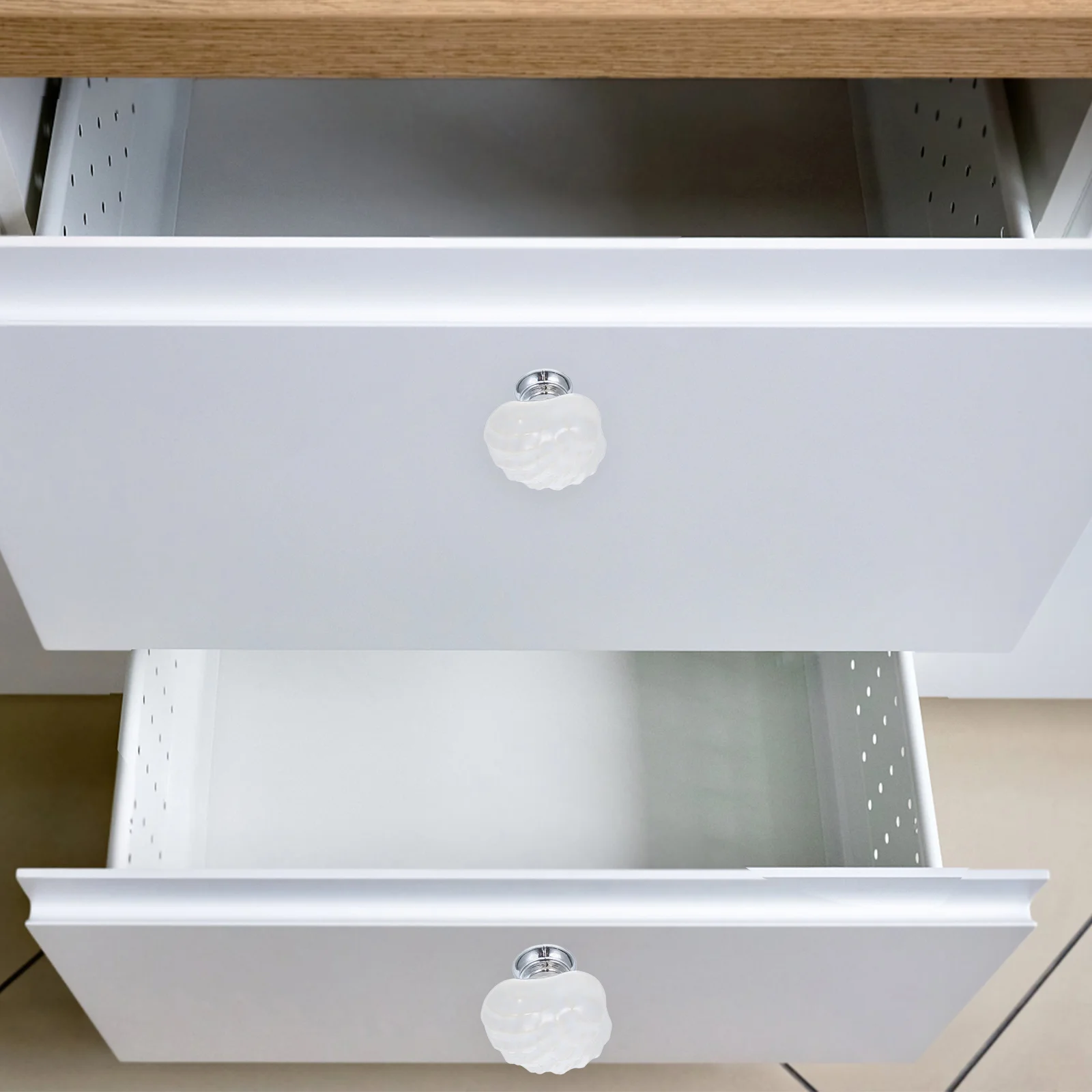 

4Pcs Ceramic Shell Design Cabinet Knob Solid Base Drawer Pull Handle for Kitchen Furniture Wardrobe Cupboard Drawer Bin Chest