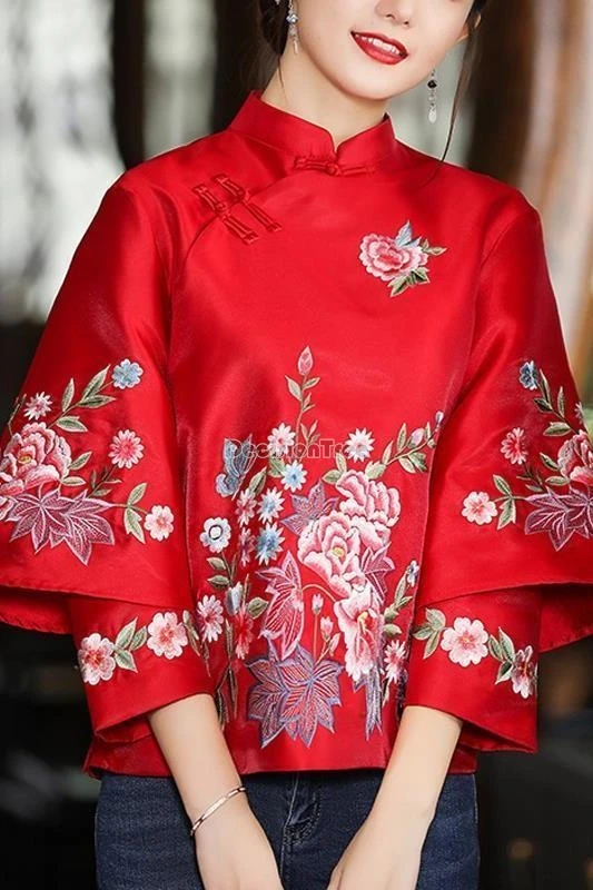 

2025 женский улучшенный китайский стильный костюм Тан с вышивкой в стиле ретро, короткий воротник-стойка, свободная элегантная блузка Cheongsam с короткими рукавами
