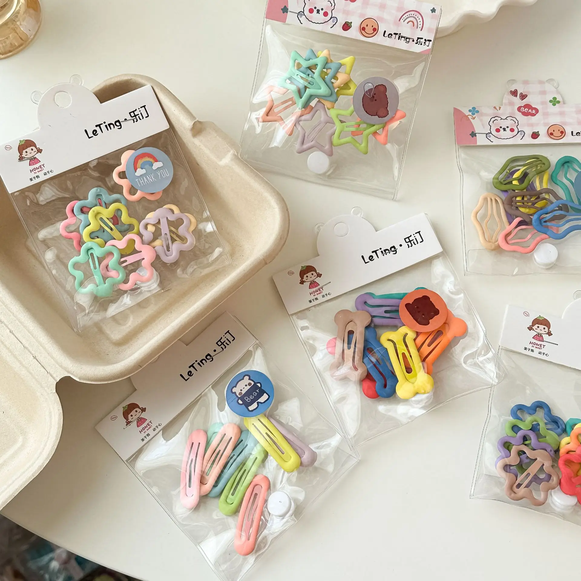 

Детские заколки для волос, 8 шт., нескользящие боковые зажимы с цветным облачным дизайном для маленьких девочек