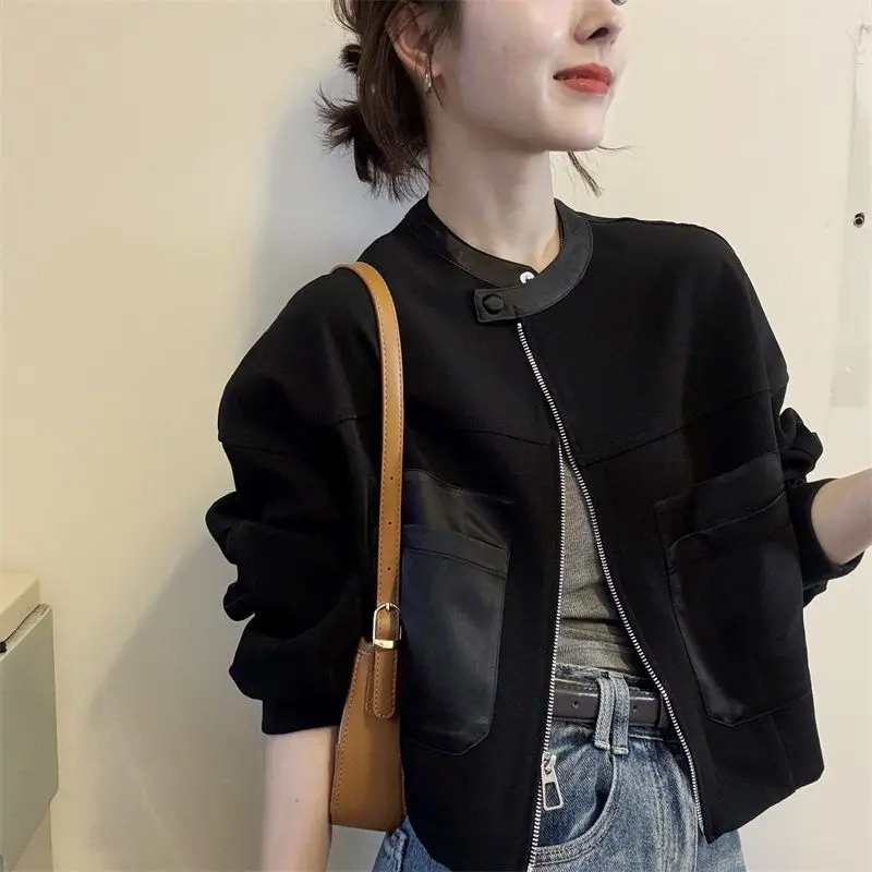 European Loose Fitting Spliced Jacket Short Jacket for Women in The 2026 Autumn with A Slim and Small Design and A Baseball Top