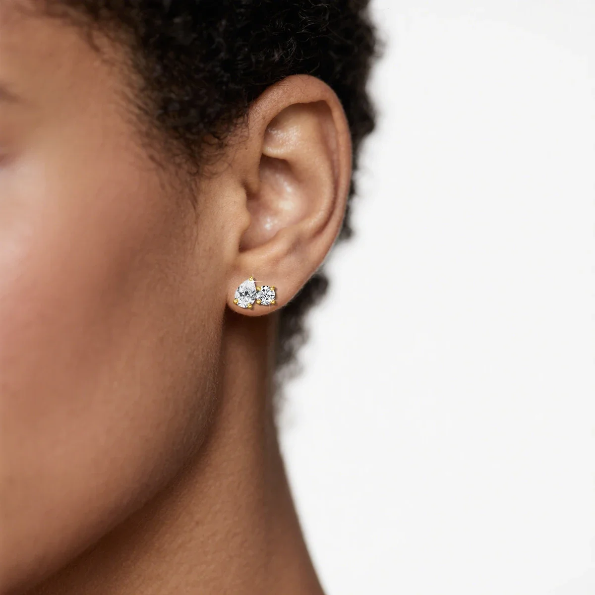 2Pcs Stone 14k Gold Moissanite Stud Earrings for Women Brilliant Pear and Round Cut Set GRA Certified Anniversary Jewelry Gift