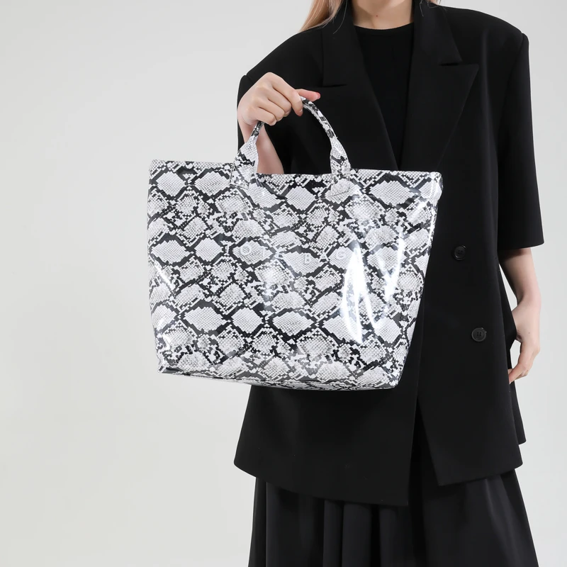 

Элегантная минималистичная кожаная сумка для женщин - роскошная сумка через плечо с винтажным дизайнерским буквенным логотипом, однотонная мода