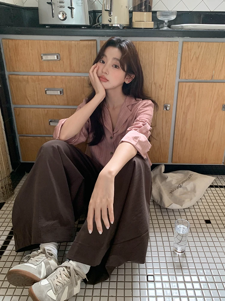 

Розовая полосатая женская блузка с длинным рукавом, винтажный дизайн, с воротником-стойкой, весенняя коллекция, уникальный привлекательный топ, модная женская одежда