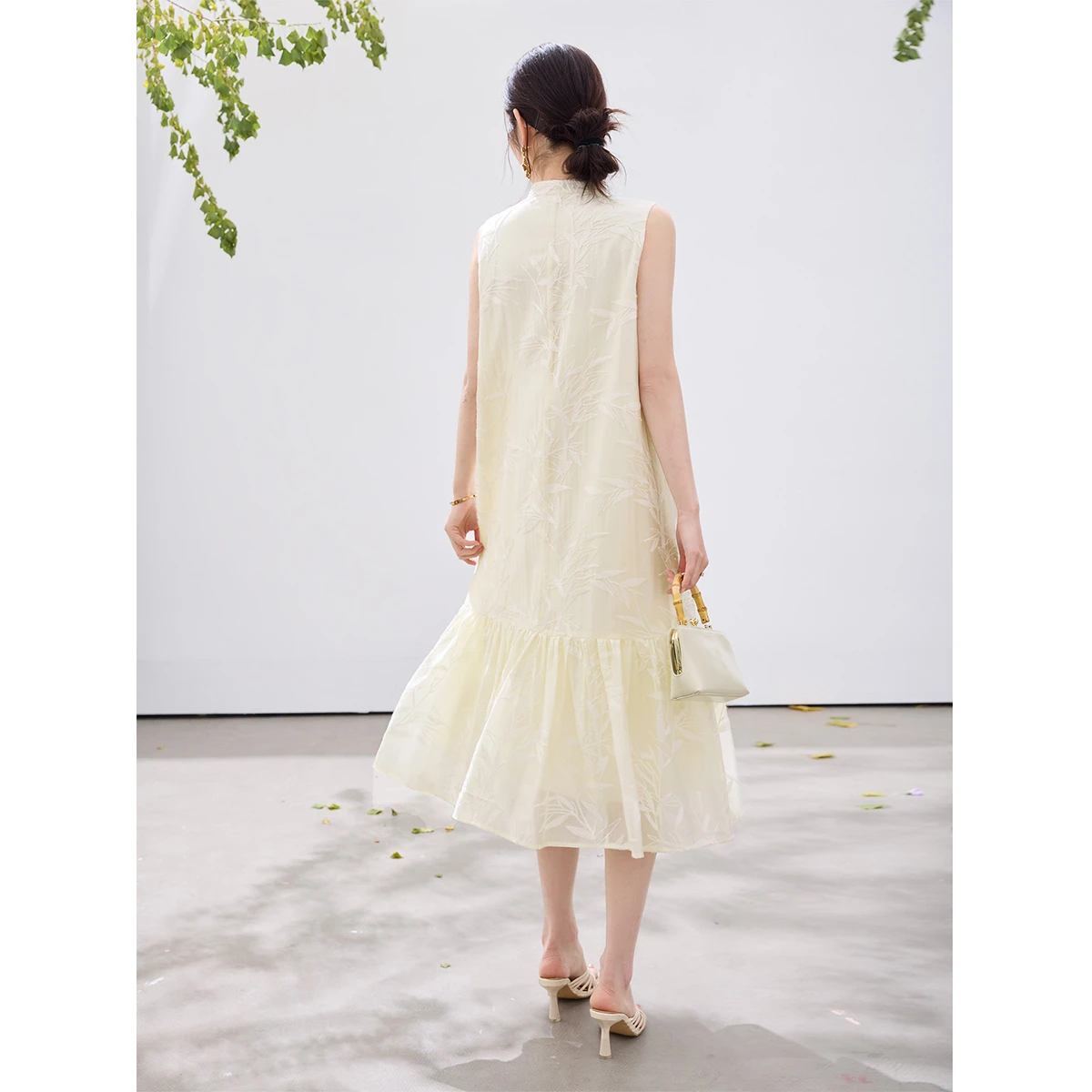 VIMLY Women's Sleeveless Dress 2026 Summer New Chinese Style Bamboo Leaf Embroidery Frog Button Stand Collar Tank Dress A5221