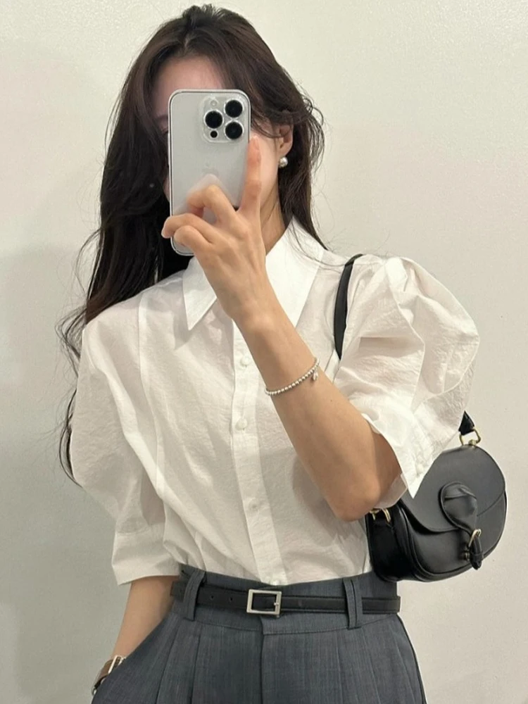 

Белый летний ид. Женский шикарный фактурный пузырьковый све на одной пуговице. Уникальный топ Ele. Корейский свободный крой.