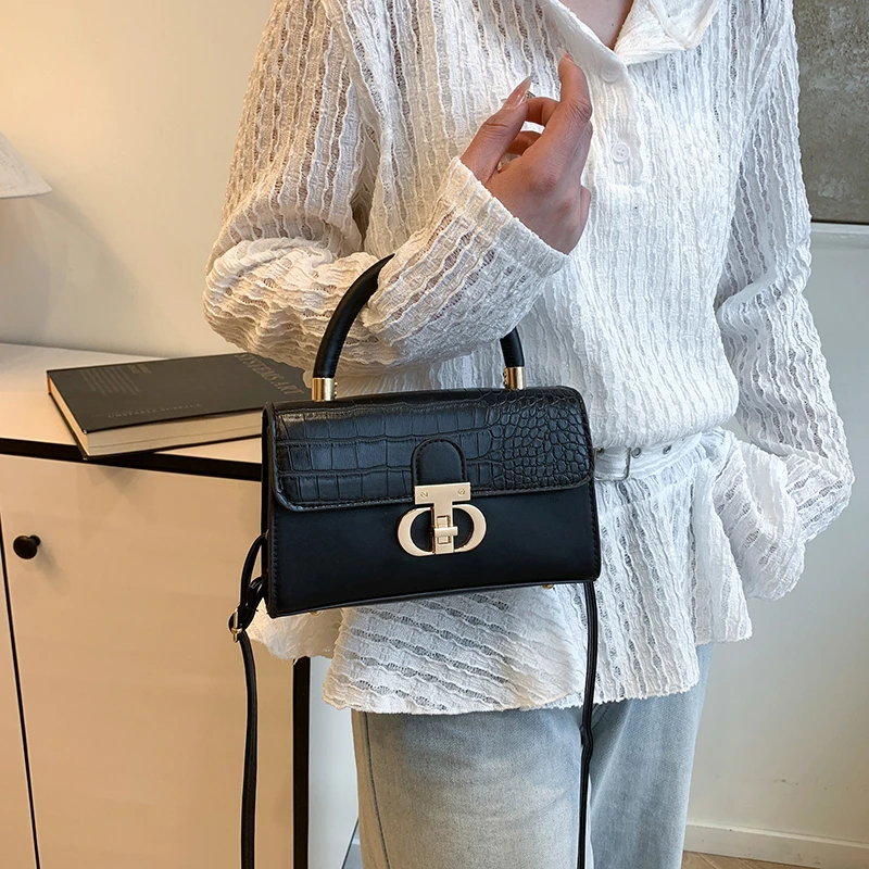 

Women's Stylish Minimalist Leather Crossbody Handbag For Fashionable Business Vintage Solid Color