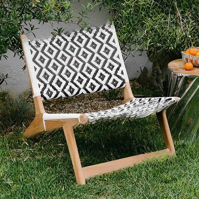 Poltrona per il tempo libero in legno massello