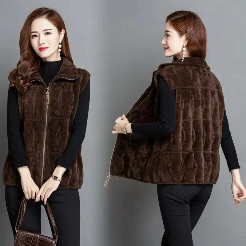 Autumn and Winter Vest Women\'s Imitation Mink Fleece Warm Thick Loose Short Top Knitted Cardigan With Zipper and Waistcoat 6XL