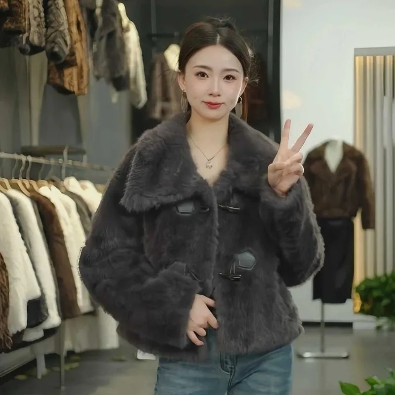 2026 Winter female New Environmental Protection Mink and Totoro Fur Short Jacket, Fashionable Fur Coat, Small Fragrance Style