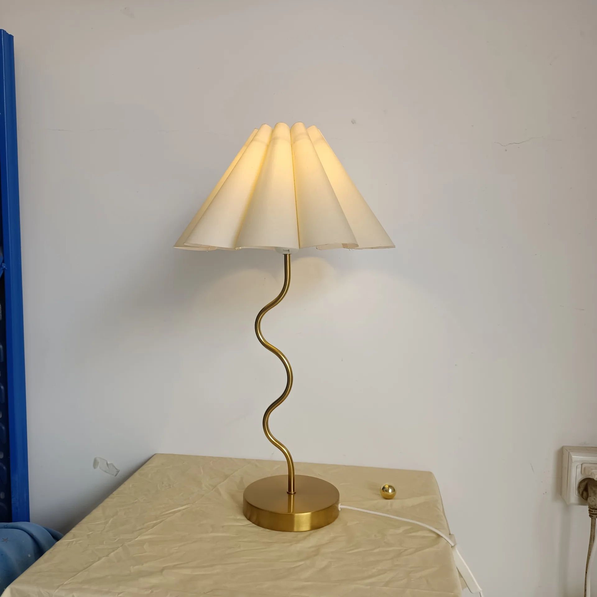 Pleated Petal Table Lamp Bedroom Living Room Bedside Lamp Floor Lamp Interior Decoration Atmosphere Light