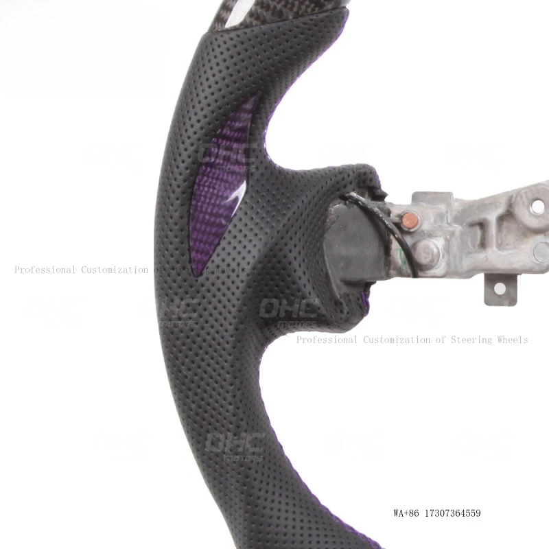 

Suitable for Infiniti G35 LED carbon fiber steering wheel, original car modified steering wheel assembly