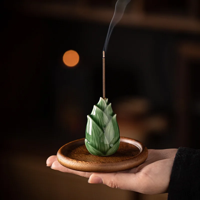 Handmade Ceramic PineCone Incense Burner Stick Holder for Home Decor Unique Zen Style Aromatherapy Desktop Ornament for Tea Room