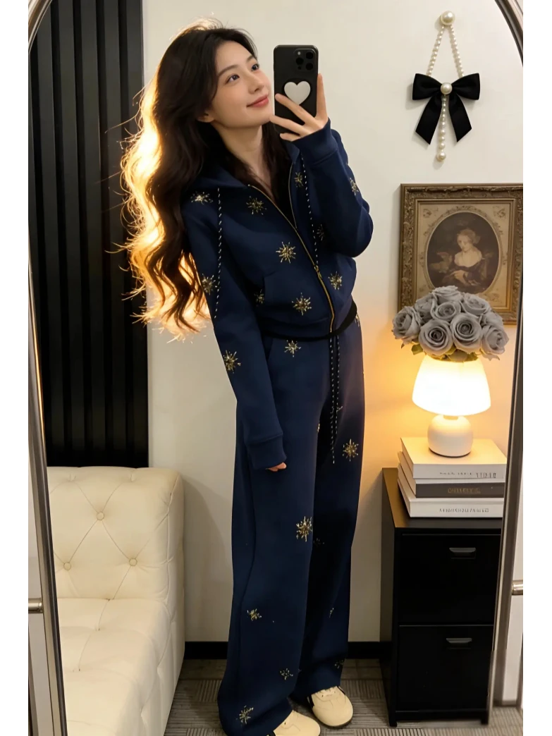 

Женская модная толстовка с капюшоном Ele Lazy, повседневные утягивающие брюки, новый зимний комплект, цельный комплект, супер милый прямой комплект с высокой талией...