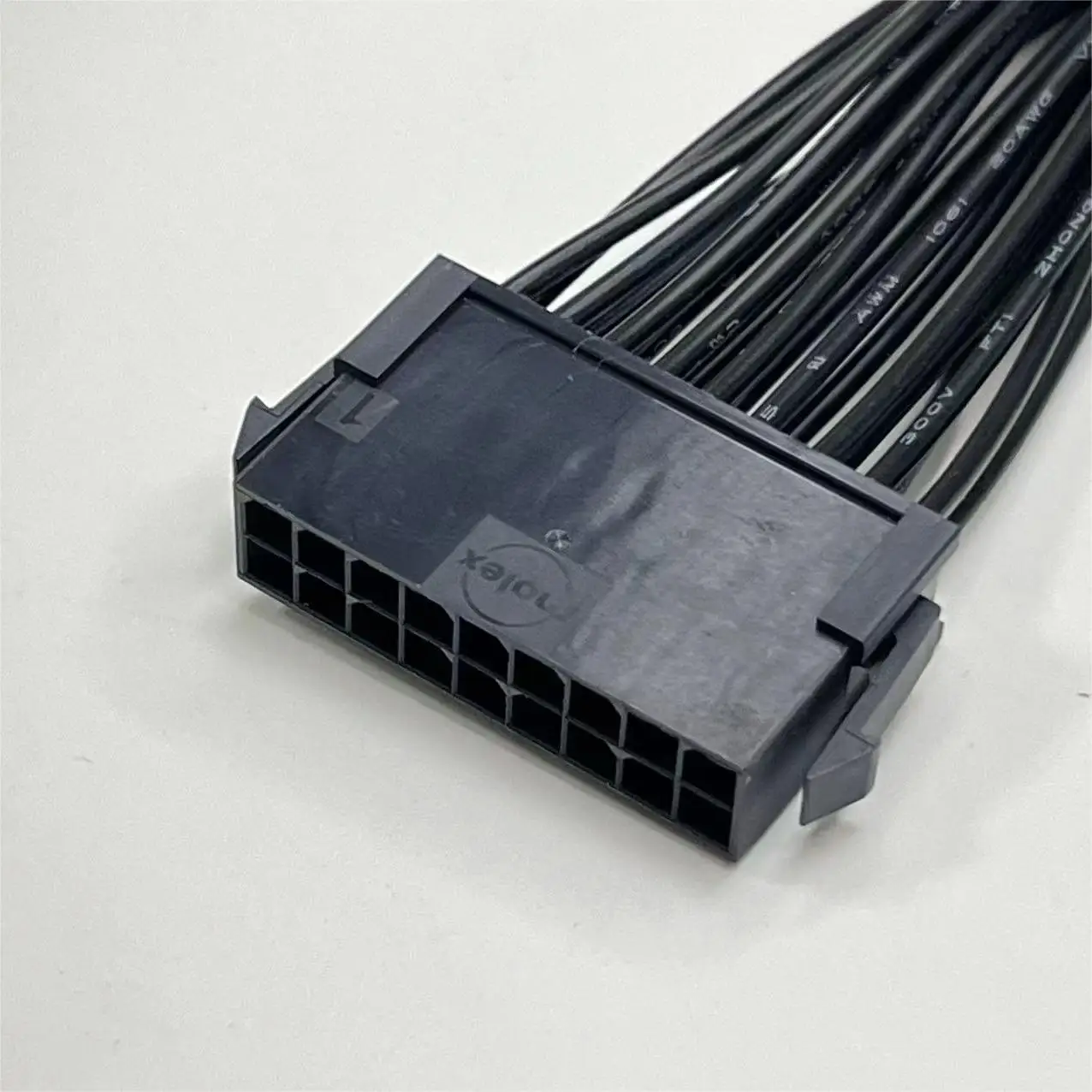 430201800 провода жгут, MOLEX MICRO FIT 3,0 мм Шаг кабеля, 43020-1800, 18P, UL1061, 20AWG, вне полки, быстрая доставка