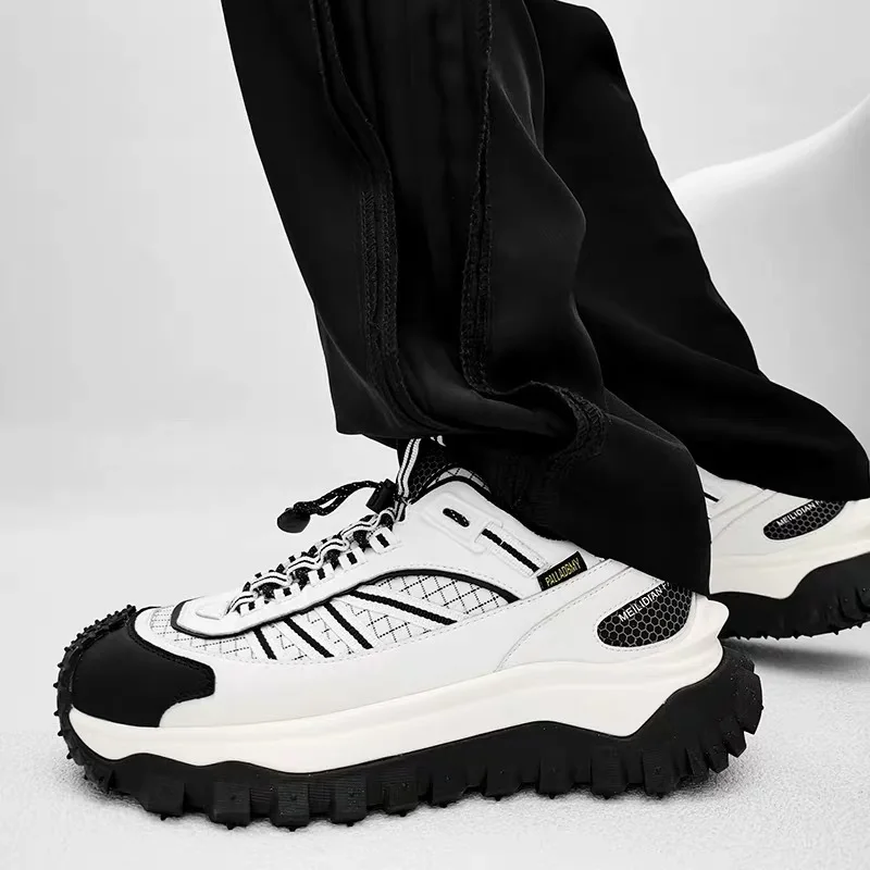 

Новинка 2023 года, мужская уличная повседневная светоотражающая Hiking oes, дышащая верхняя часть Thi Bot, повышающая корейская Dad oes, модная